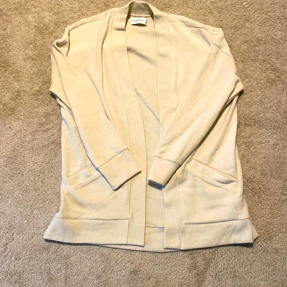 Abercrombie and Finch tan cardigan